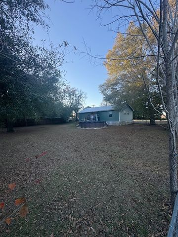 882 N Hwy 123, Hartford, AL 36344