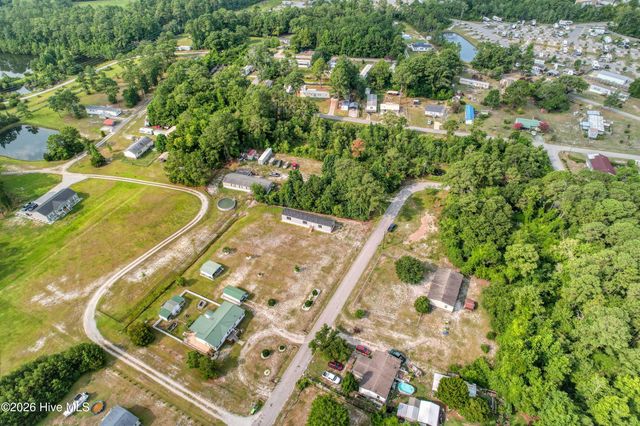 226 Bream Street, Holly Ridge, NC 28445