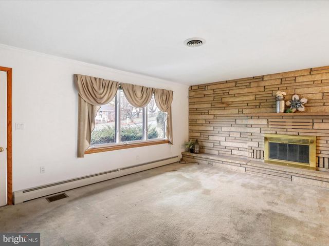 15421 SHAMROCK, Cresaptown, MD 21502