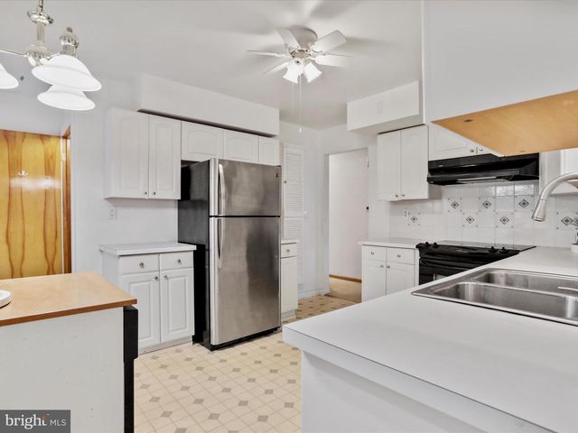 15421 SHAMROCK, Cresaptown, MD 21502