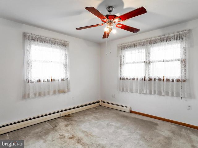 15421 SHAMROCK, Cresaptown, MD 21502