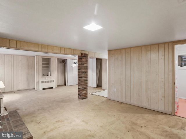 15421 SHAMROCK, Cresaptown, MD 21502