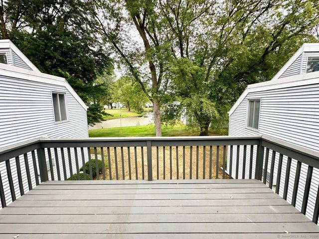 9 Cinnamon Springs 9, South Windsor, CT 06074