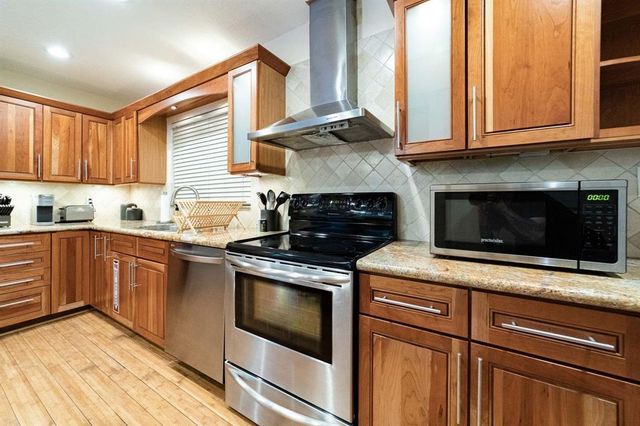 2101 NE 15th Street, Fort Lauderdale, FL 33304