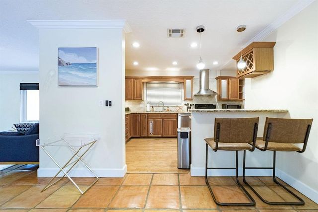 2101 NE 15th Street, Fort Lauderdale, FL 33304