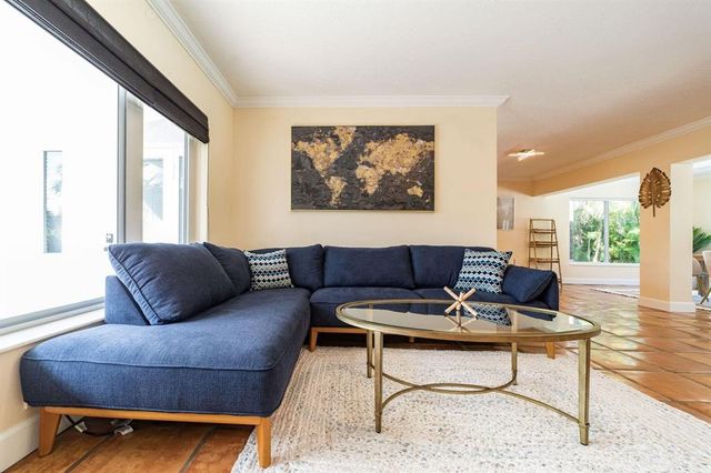 2101 NE 15th Street, Fort Lauderdale, FL 33304