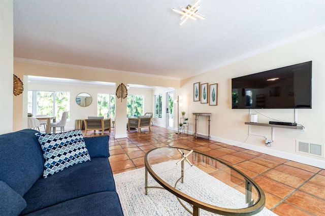 2101 NE 15th Street, Fort Lauderdale, FL 33304