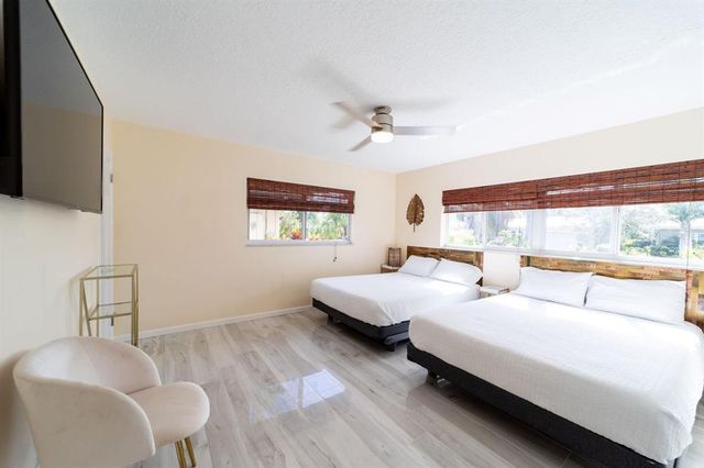 2101 NE 15th Street, Fort Lauderdale, FL 33304