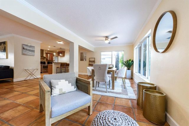 2101 NE 15th Street, Fort Lauderdale, FL 33304