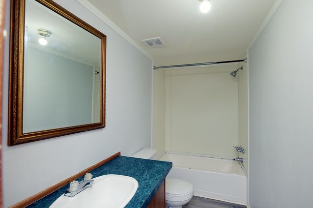 3240 Bayou Blue Rd, Gray, LA 70359