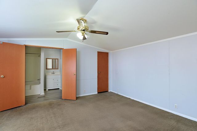 3240 Bayou Blue Rd, Gray, LA 70359