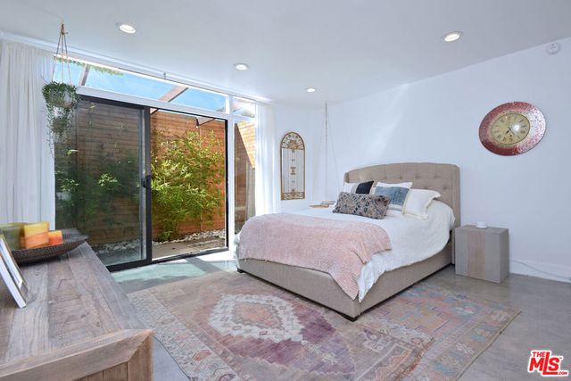 3744 Cody Road, Sherman Oaks, CA 91403