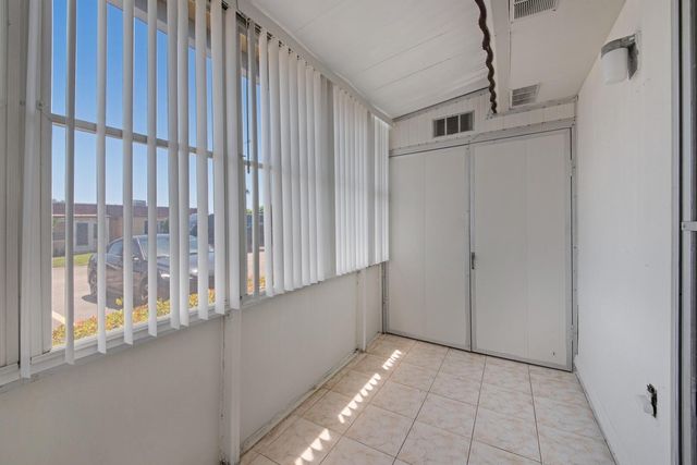 274 Seville L, Delray Beach, FL 33446