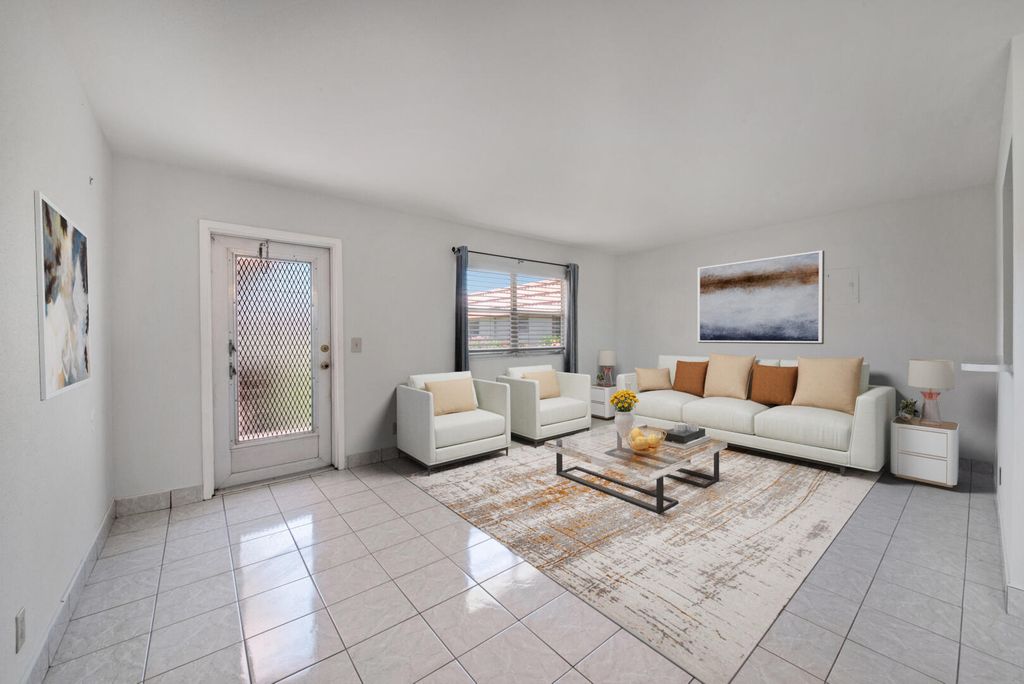 274 Seville L, Delray Beach, FL 33446