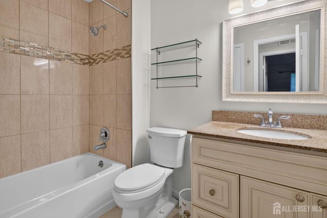 1308 Commons Drive 8, East Brunswick, NJ 08816