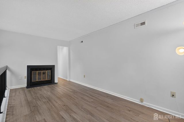 1308 Commons Drive 8, East Brunswick, NJ 08816