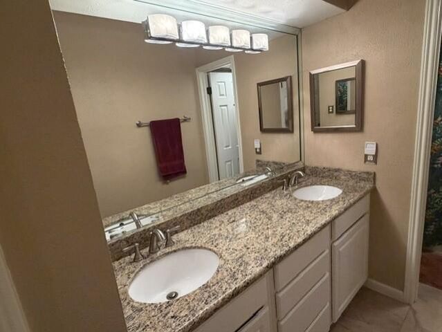 2100 Tanglewilde Street 743, Houston, TX 77063