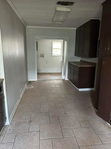 2314 Cleveland Street, Paris, TX 75460