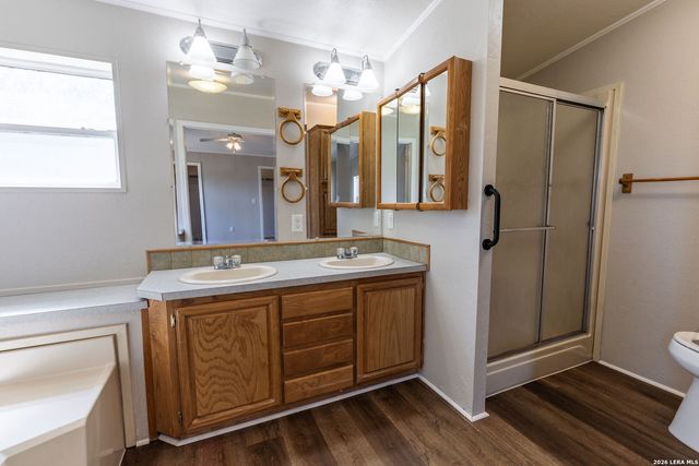 214 STARBURST TRL, Seguin, TX 78155