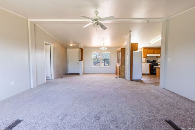 214 STARBURST TRL, Seguin, TX 78155