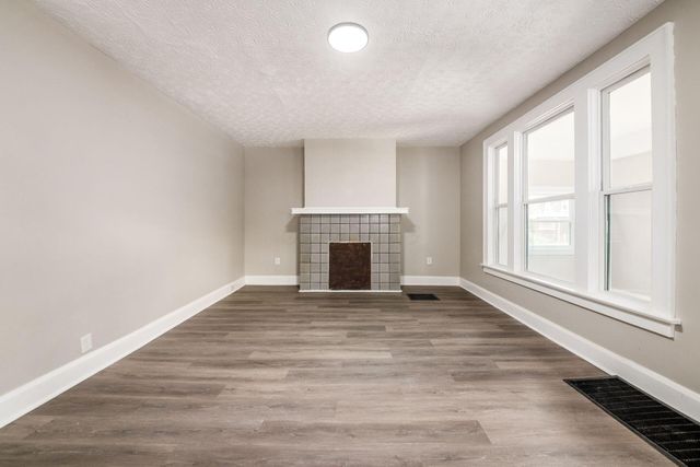 960 Carpenter Street, Columbus, OH 43206