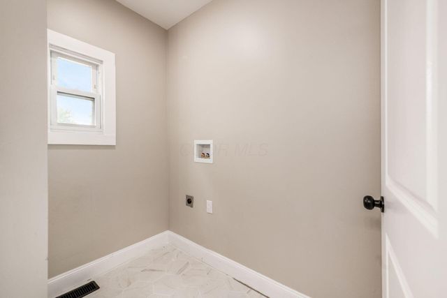 960 Carpenter Street, Columbus, OH 43206