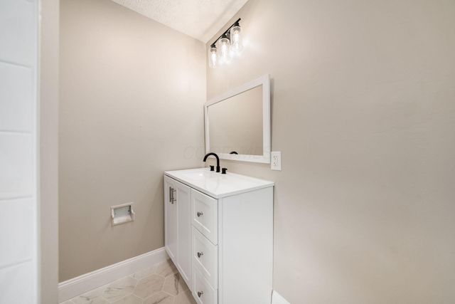 960 Carpenter Street, Columbus, OH 43206