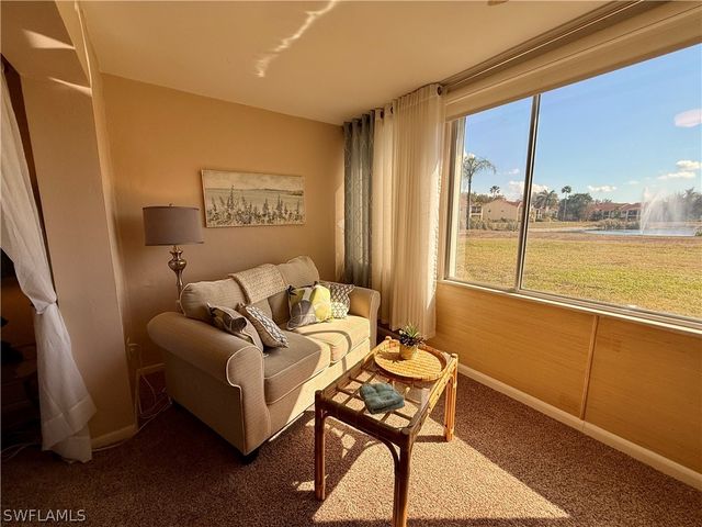 1830 Brantley RD J2, Fort Myers, FL 33907