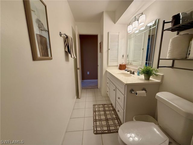 1830 Brantley RD J2, Fort Myers, FL 33907