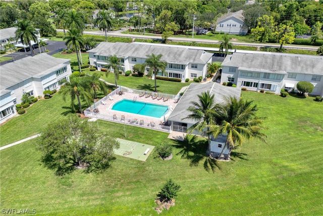 1830 Brantley RD J2, Fort Myers, FL 33907