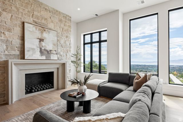 3726 N DEVONSHIRE DR, Provo, UT 84604