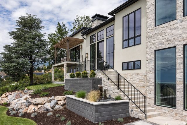 3726 N DEVONSHIRE DR, Provo, UT 84604