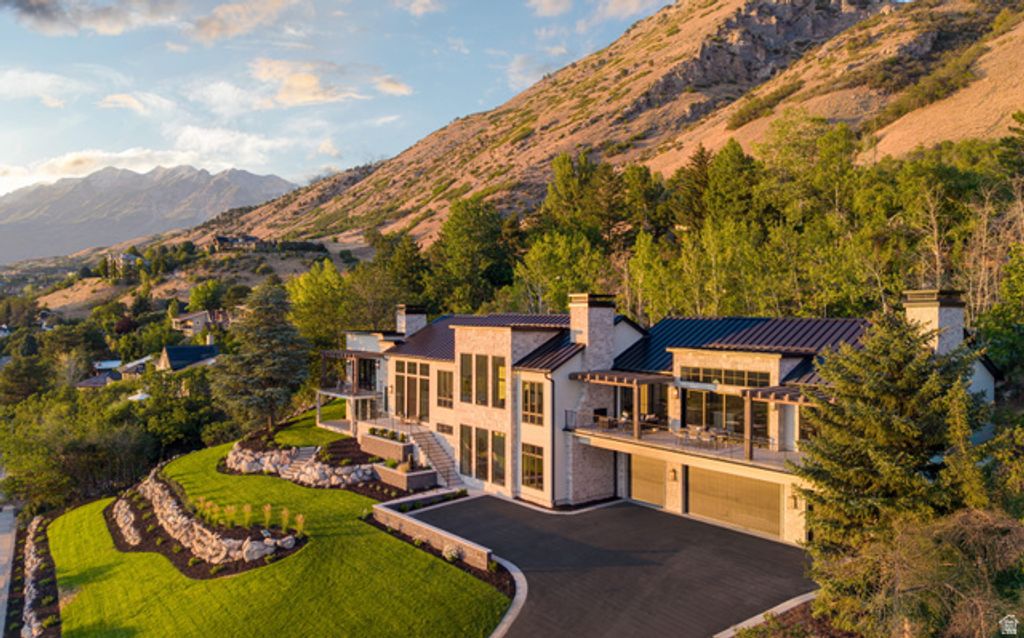 3726 N DEVONSHIRE DR, Provo, UT 84604