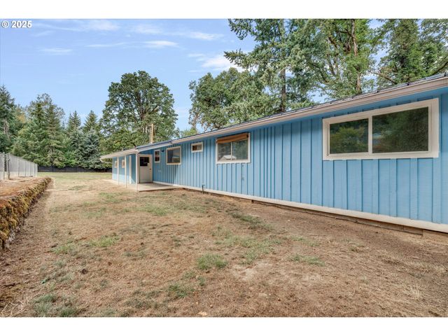 16731 S HARDING Rd, Oregon City, OR 97045