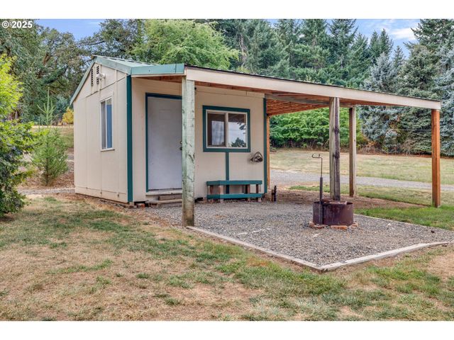 16731 S HARDING Rd, Oregon City, OR 97045