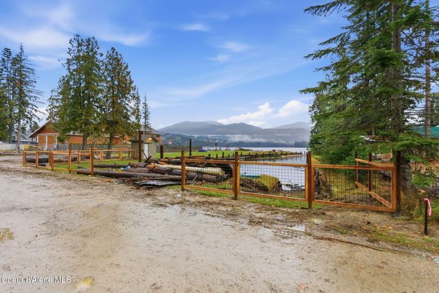 25 Rebecca Ln, Nordman, ID 83848