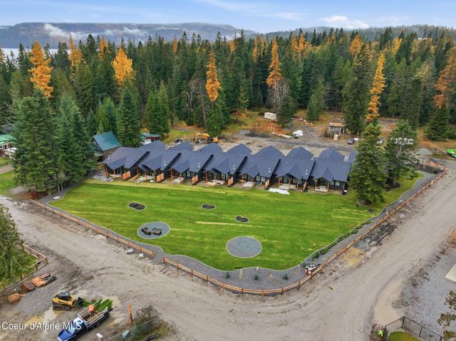 25 Rebecca Ln, Nordman, ID 83848