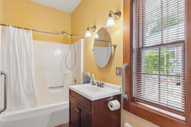 680 18th Street, Des Moines, IA 50314