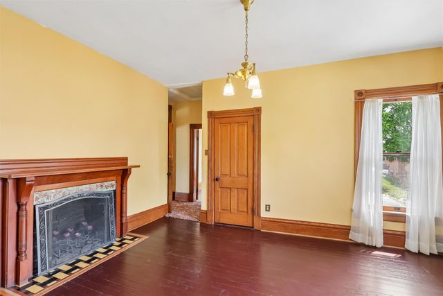 680 18th Street, Des Moines, IA 50314
