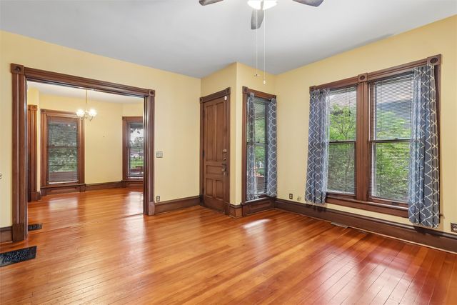 680 18th Street, Des Moines, IA 50314