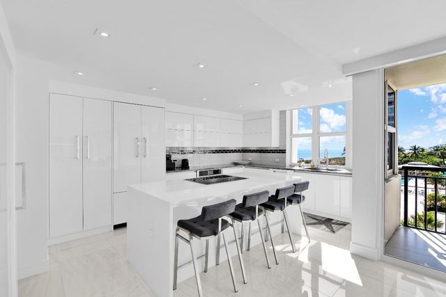 2000 S Ocean Boulevard 3-J, Boca Raton, FL 33432