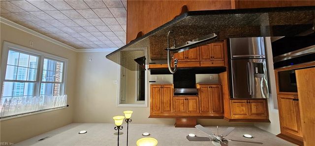 10 Pheasant DR, Poquoson, VA 23662