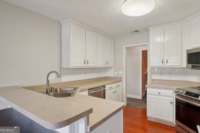 128 Moss Pointe Drive, Mcdonough, GA 30253