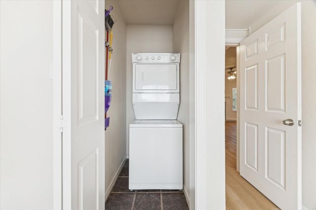 4041 Law Street 512, Houston, TX 77005
