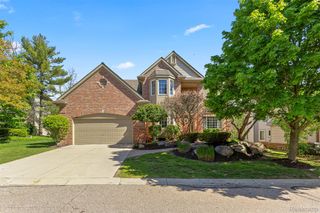 23395 Mission Lane, Farmington, MI 48335