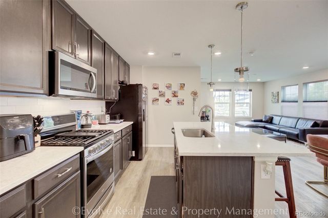 21332 E 60th Avenue, Aurora, CO 80019