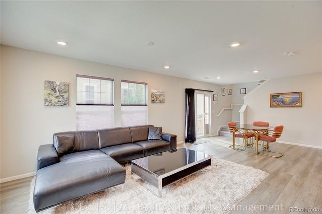 21332 E 60th Avenue, Aurora, CO 80019