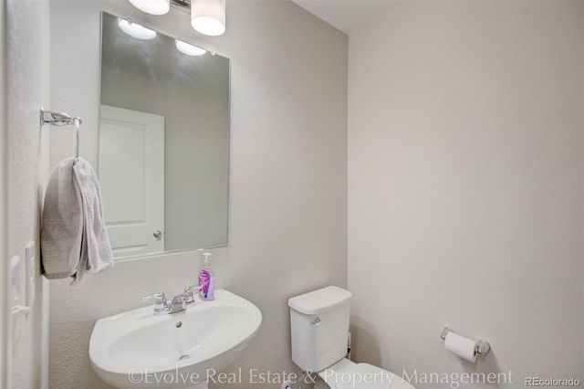 21332 E 60th Avenue, Aurora, CO 80019