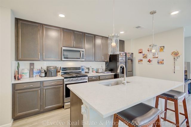 21332 E 60th Avenue, Aurora, CO 80019