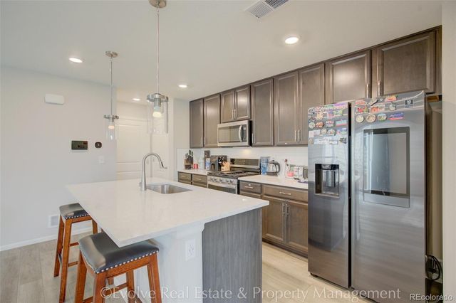 21332 E 60th Avenue, Aurora, CO 80019
